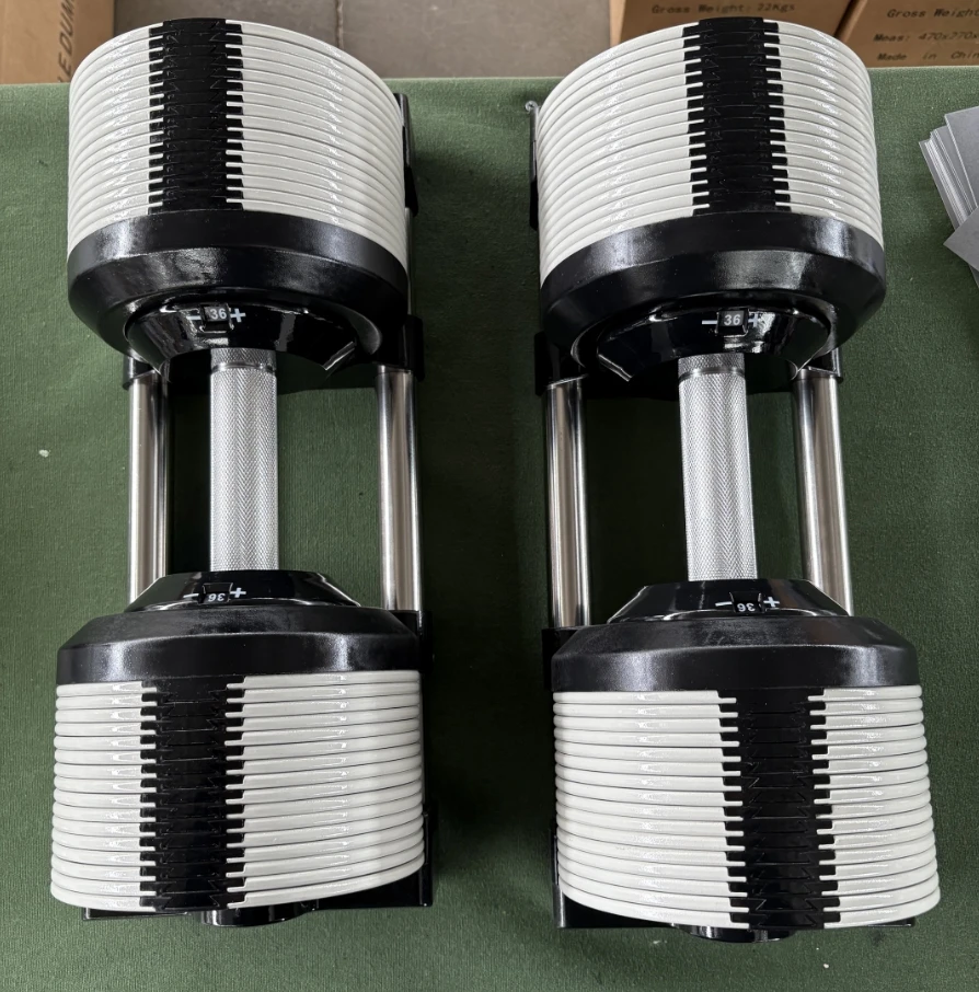 Manubri Regolabili da 28 kg in - Adjustable Dumbbell Pair 40Kg recensione e prezzo